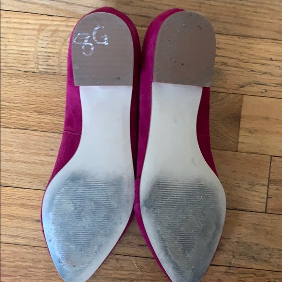 Pink suede 7 Talbots flats! - Picture 6 of 6